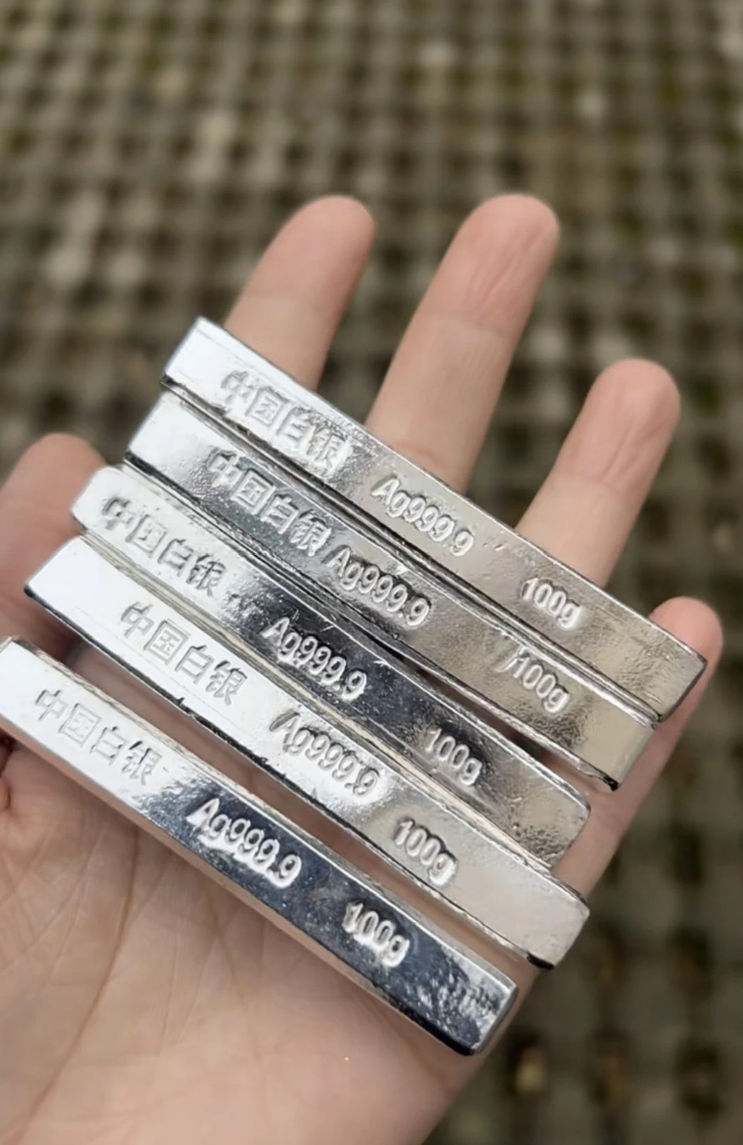 别拿黄金的逻辑，去做白银的行情