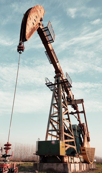 WTI 原油,观察裂解价差逻辑示意图 WTI 原油,观察裂解价差逻辑示意图